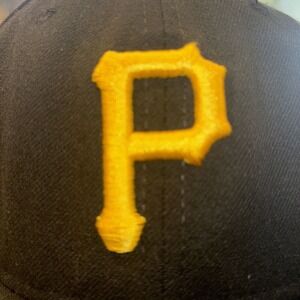 Vintage Pittsburgh Pirates New Era Embroidered Baseball MLB Players Cap 7‎ 1/4
